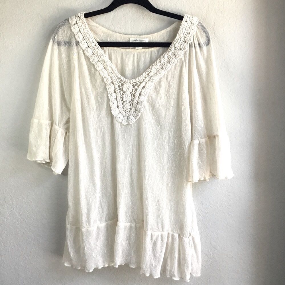 Cream embroidered lacey floaty bell sleeve tunic top bohemian boho hippie M